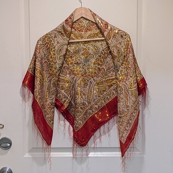 Beckwoman Accessories - NWOT Beckwoman 37"x39" Gold Metallic Indian Cotton Square Scarf
